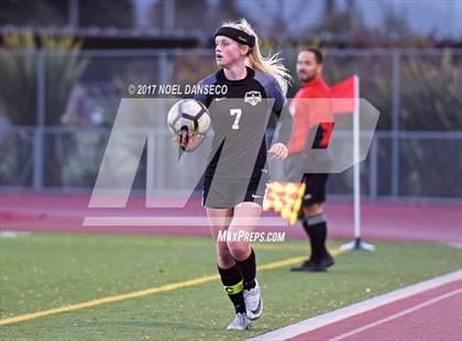 Thumbnail 3 in Mountain View vs. Saint Francis photogallery.