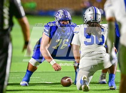 Thumbnail 3 in Centennial @ Georgetown (UIL 5A D1 Football Bi-District) photogallery.