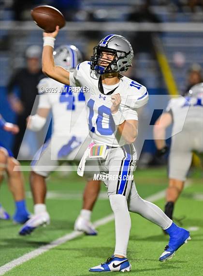 Thumbnail 1 in Centennial @ Georgetown (UIL 5A D1 Football Bi-District) photogallery.