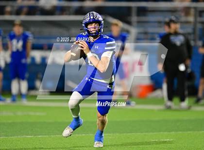 Thumbnail 3 in Centennial @ Georgetown (UIL 5A D1 Football Bi-District) photogallery.