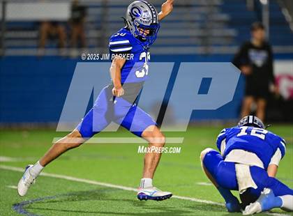 Thumbnail 2 in Centennial @ Georgetown (UIL 5A D1 Football Bi-District) photogallery.