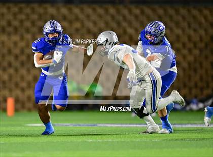 Thumbnail 2 in Centennial @ Georgetown (UIL 5A D1 Football Bi-District) photogallery.