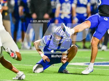 Thumbnail 3 in Centennial @ Georgetown (UIL 5A D1 Football Bi-District) photogallery.