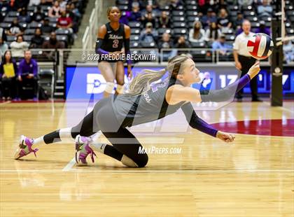 Thumbnail 2 in Fulshear vs. Lovejoy (UIL 5A Volleyball Semi-Final) photogallery.