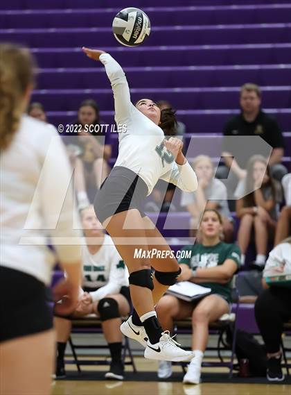 Thumbnail 3 in Fisher vs Amanda-Clearcreek (Bloom-Carroll Preview) photogallery.