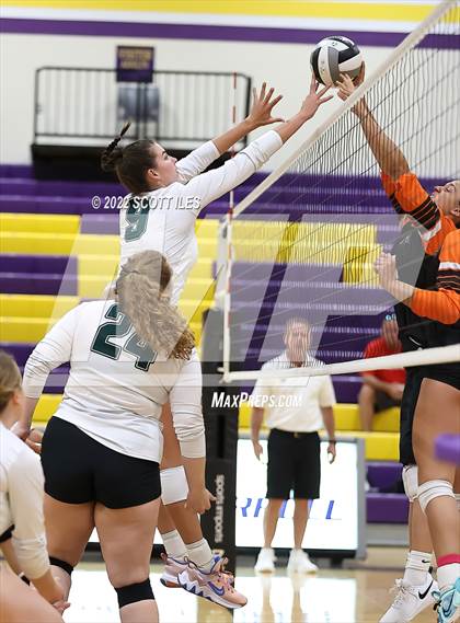 Thumbnail 3 in Fisher vs Amanda-Clearcreek (Bloom-Carroll Preview) photogallery.