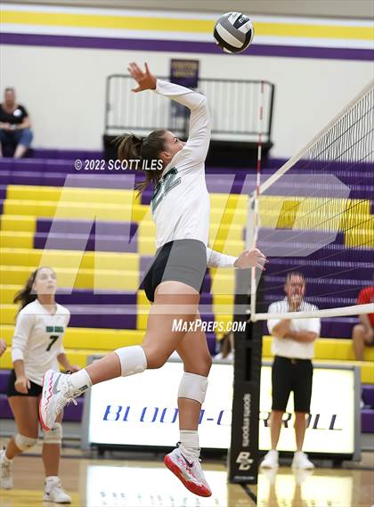 Thumbnail 1 in Fisher vs Amanda-Clearcreek (Bloom-Carroll Preview) photogallery.
