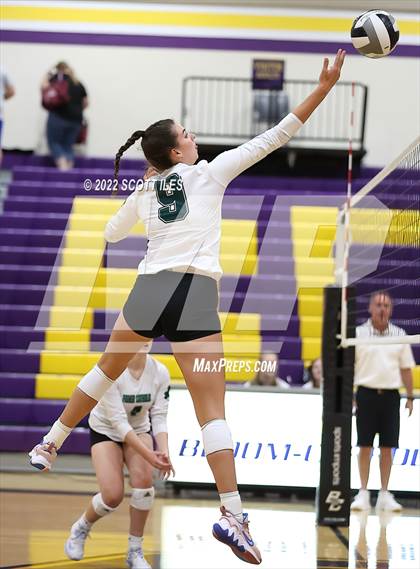 Thumbnail 1 in Fisher vs Amanda-Clearcreek (Bloom-Carroll Preview) photogallery.