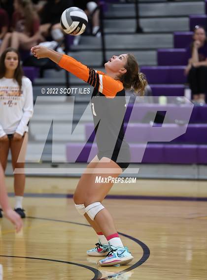 Thumbnail 3 in Fisher vs Amanda-Clearcreek (Bloom-Carroll Preview) photogallery.