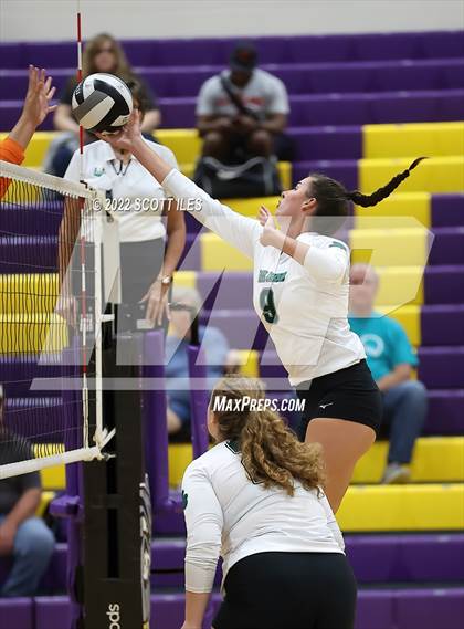 Thumbnail 3 in Fisher vs Amanda-Clearcreek (Bloom-Carroll Preview) photogallery.