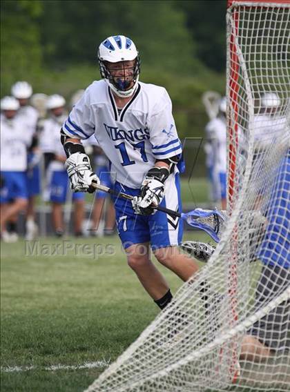 Thumbnail 1 in Grand Island vs Williamsville South (Section 6 Class B 1st round) photogallery.