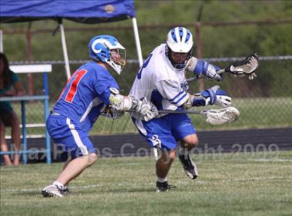 Thumbnail 2 in Grand Island vs Williamsville South (Section 6 Class B 1st round) photogallery.