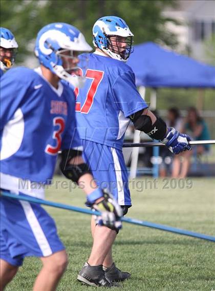 Thumbnail 3 in Grand Island vs Williamsville South (Section 6 Class B 1st round) photogallery.