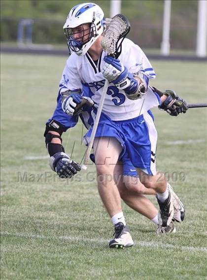 Thumbnail 1 in Grand Island vs Williamsville South (Section 6 Class B 1st round) photogallery.