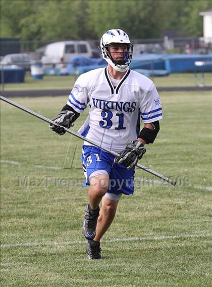 Thumbnail 3 in Grand Island vs Williamsville South (Section 6 Class B 1st round) photogallery.