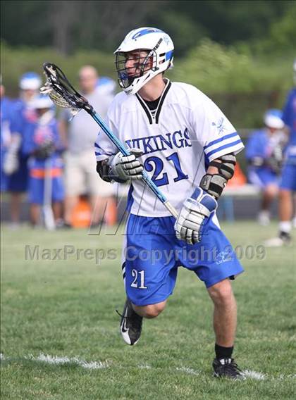 Thumbnail 1 in Grand Island vs Williamsville South (Section 6 Class B 1st round) photogallery.