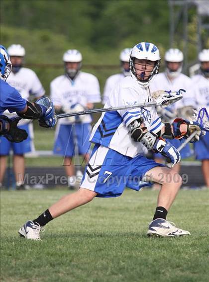 Thumbnail 2 in Grand Island vs Williamsville South (Section 6 Class B 1st round) photogallery.