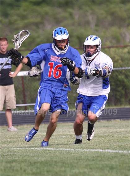 Thumbnail 3 in Grand Island vs Williamsville South (Section 6 Class B 1st round) photogallery.