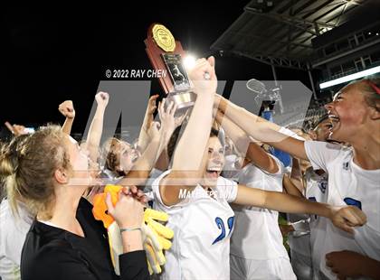 Thumbnail 3 in Broomfield vs. Grandview (CHSAA 5A Championship) photogallery.