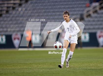 Thumbnail 3 in Broomfield vs. Grandview (CHSAA 5A Championship) photogallery.