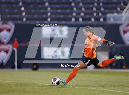 Thumbnail 2 in Broomfield vs. Grandview (CHSAA 5A Championship) photogallery.
