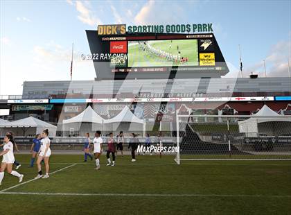 Thumbnail 3 in Broomfield vs. Grandview (CHSAA 5A Championship) photogallery.