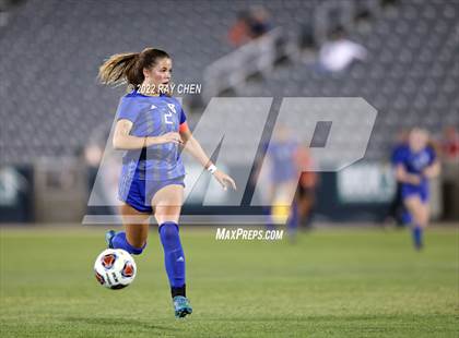Thumbnail 1 in Broomfield vs. Grandview (CHSAA 5A Championship) photogallery.