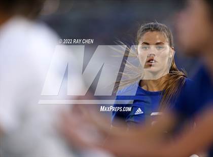 Thumbnail 3 in Broomfield vs. Grandview (CHSAA 5A Championship) photogallery.