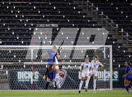 Thumbnail 1 in Broomfield vs. Grandview (CHSAA 5A Championship) photogallery.