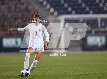 Thumbnail 2 in Broomfield vs. Grandview (CHSAA 5A Championship) photogallery.