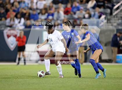 Thumbnail 3 in Broomfield vs. Grandview (CHSAA 5A Championship) photogallery.
