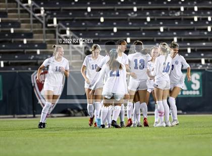 Thumbnail 2 in Broomfield vs. Grandview (CHSAA 5A Championship) photogallery.
