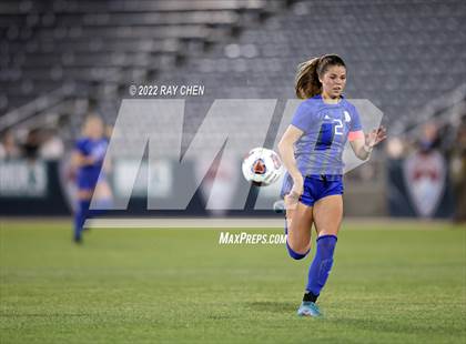 Thumbnail 3 in Broomfield vs. Grandview (CHSAA 5A Championship) photogallery.