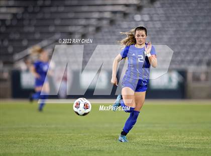 Thumbnail 2 in Broomfield vs. Grandview (CHSAA 5A Championship) photogallery.