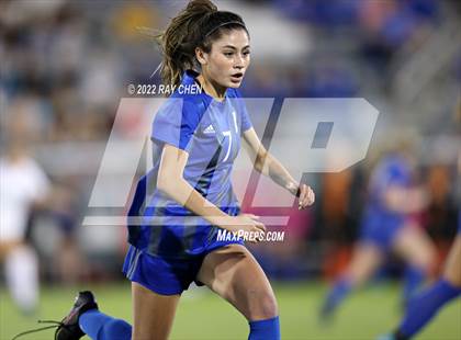 Thumbnail 3 in Broomfield vs. Grandview (CHSAA 5A Championship) photogallery.