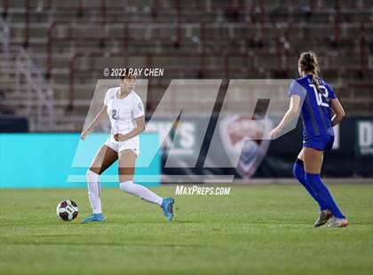 Thumbnail 2 in Broomfield vs. Grandview (CHSAA 5A Championship) photogallery.