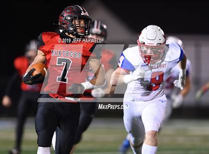 Thumbnail 3 in Manchester vs. Garaway (OHSAA D5 Regional Semifinal) photogallery.