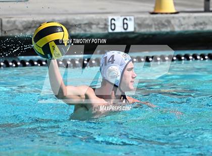 Thumbnail 3 in Temecula Valley vs San Dieguito Academy photogallery.