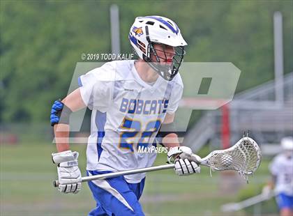 Thumbnail 3 in East Catholic vs. Bacon Academy (CIAC Class S Semifinal) photogallery.