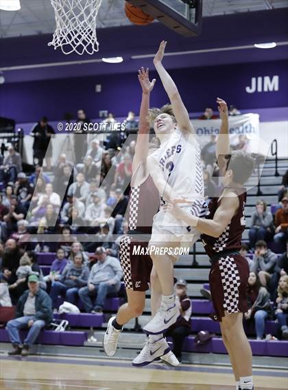Thumbnail 1 in Vinton County vs Logan photogallery.
