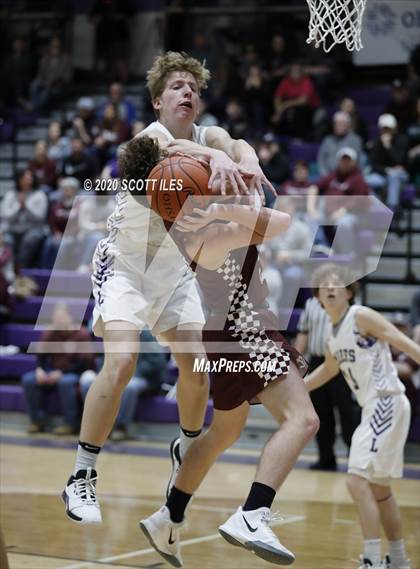 Thumbnail 3 in Vinton County vs Logan photogallery.