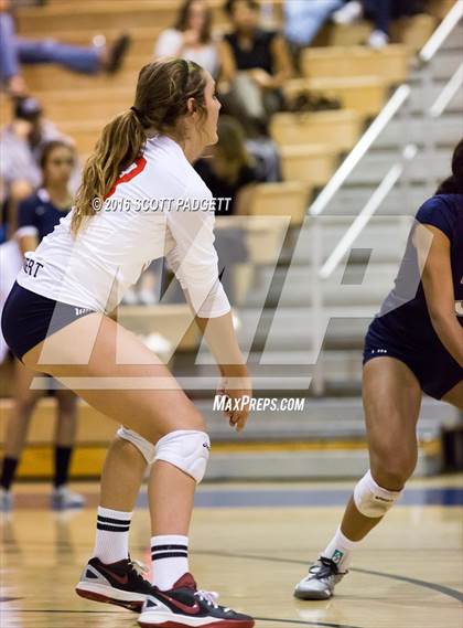 Thumbnail 1 in Great Oak @ Chaparral photogallery.