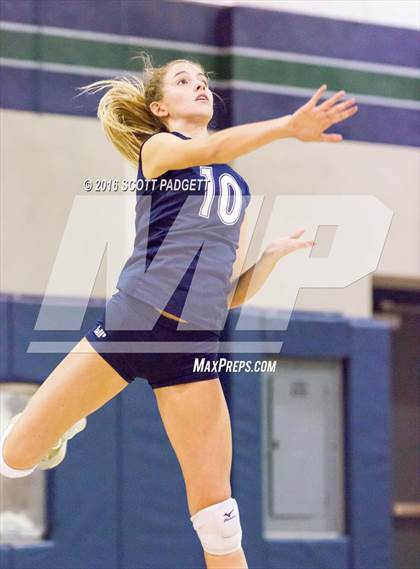 Thumbnail 1 in Great Oak @ Chaparral photogallery.