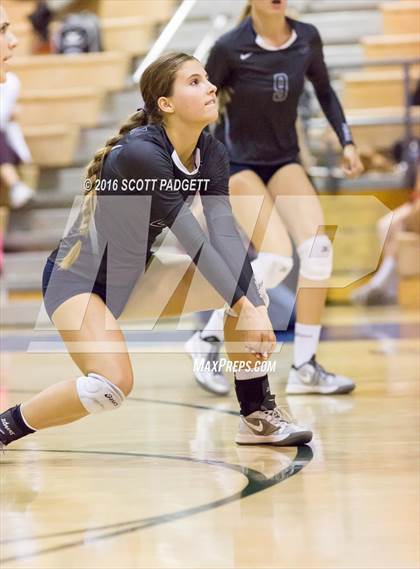 Thumbnail 1 in Great Oak @ Chaparral photogallery.