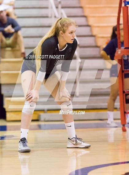 Thumbnail 1 in Great Oak @ Chaparral photogallery.