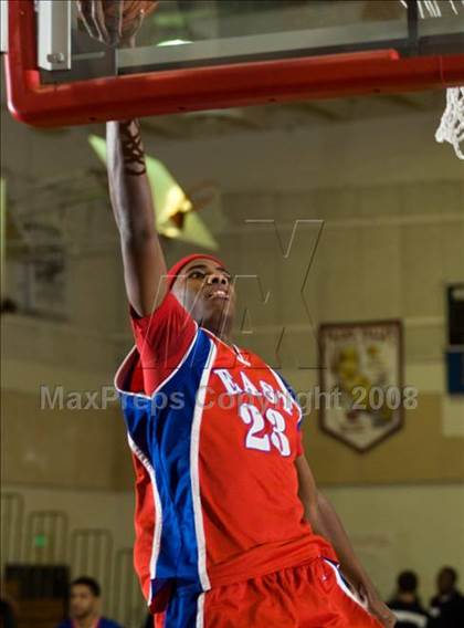 Thumbnail 1 in Clovis East vs East Bakersfield (Modesto Christian Classic)  photogallery.