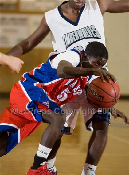 Thumbnail 3 in Clovis East vs East Bakersfield (Modesto Christian Classic)  photogallery.