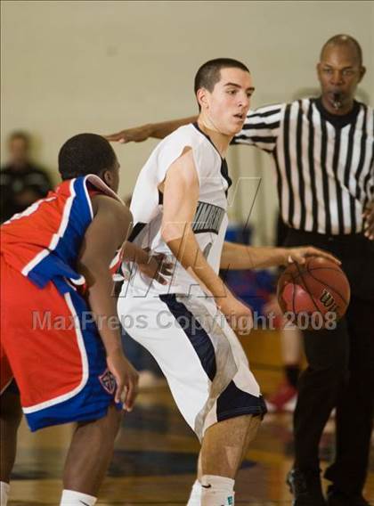 Thumbnail 3 in Clovis East vs East Bakersfield (Modesto Christian Classic)  photogallery.