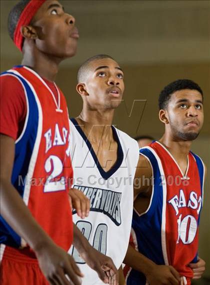 Thumbnail 1 in Clovis East vs East Bakersfield (Modesto Christian Classic)  photogallery.