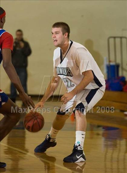 Thumbnail 2 in Clovis East vs East Bakersfield (Modesto Christian Classic)  photogallery.
